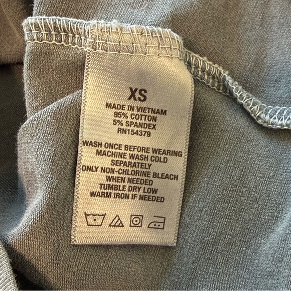 Aeropostale Hook-Front Cropped Tank Washed Charcoal Gray XS - Picture 8 of 9